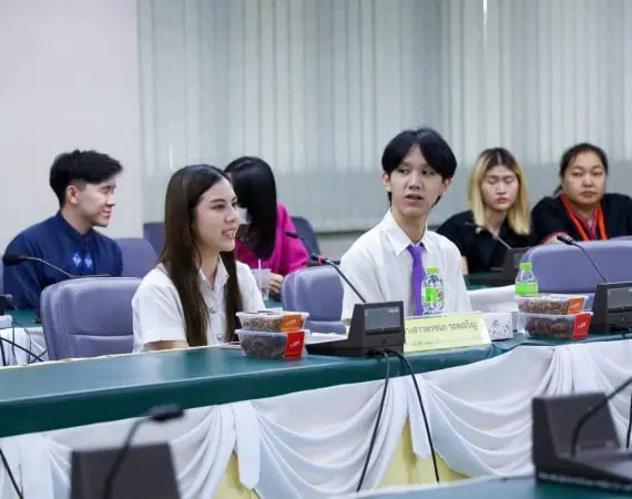 นักศึกษาแมสคอมฯ เข้าร่วมแถลงข่าวเปิดตัวเทศกาลละครเวที Drama On Stage ปีที่ 6 เทศกาลละครเวทีครั้งยิ่งใหญ่แห่งปี