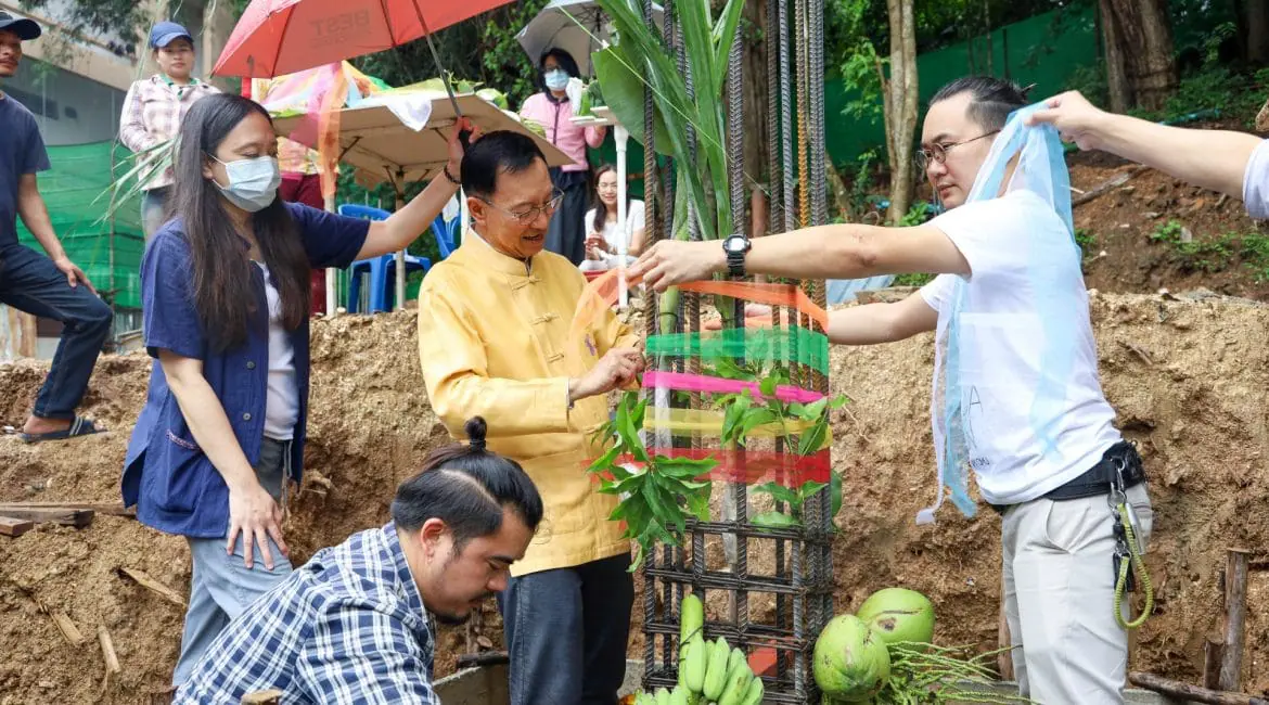 พิธียกเสาเอก – เสาโท ก่อสร้าง Mass Comm CMU Learning center